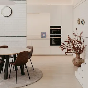 Apartment Blue Bird Moriaan, Antwerp
